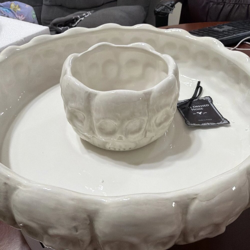UPDATED - Arlington Designs 13x2.5 Skull Chip And Dip Plate - NIB ๐โ ๏ธ๐โ ๏ธ - Picture 6 of 8